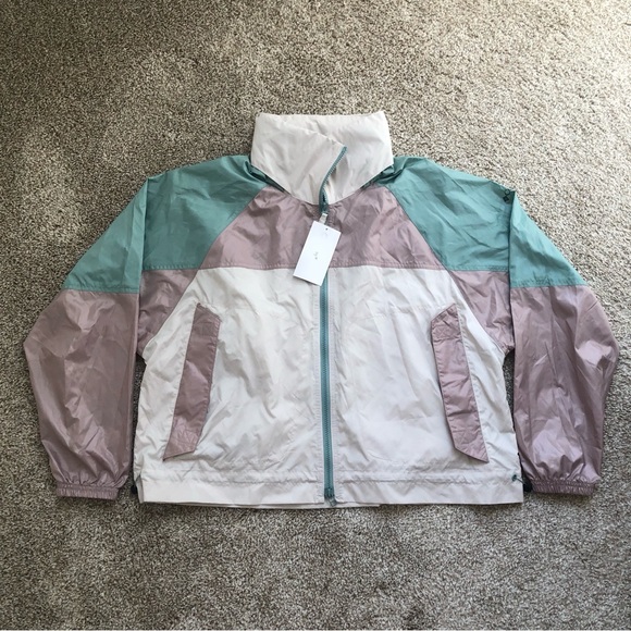 Columbia Packable Jacket - Picture 1 of 5